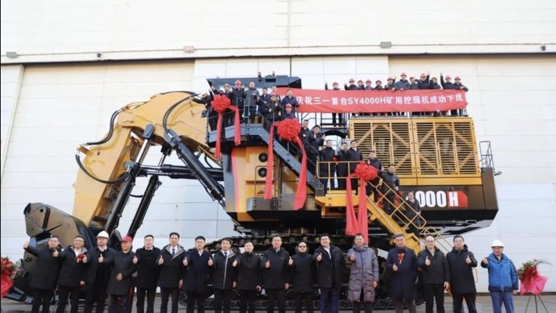 山推推土机SD32：揭秘高效施工背后的技术奥秘**